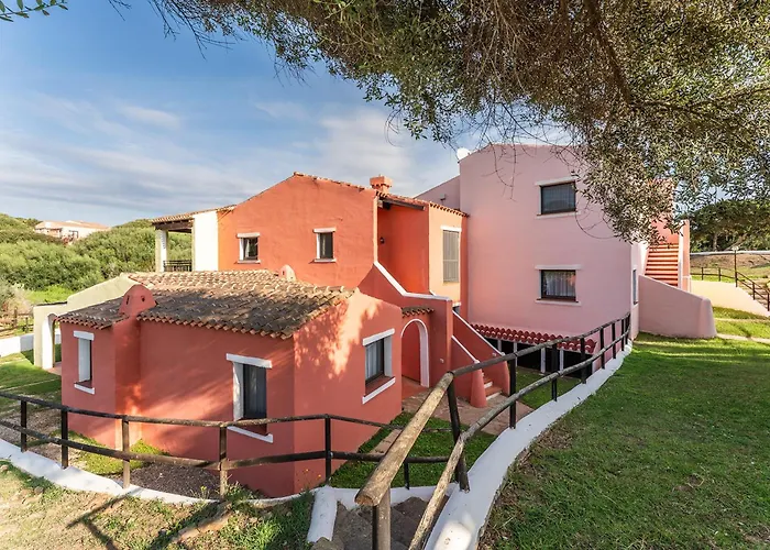 Isa - With Air Conditioning And Private Outdoor Area Just A Few Minutes From La Pelosa Stintino