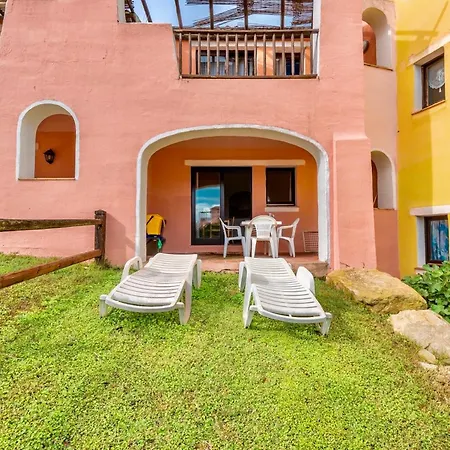 Isa - With Air Conditioning And Private Outdoor Area Just A Few Minutes From La Pelosa 3* Stintino