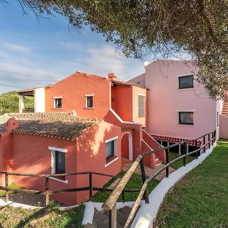 Isa - With Air Conditioning And Private Outdoor Area Just A Few Minutes From La Pelosa Stintino